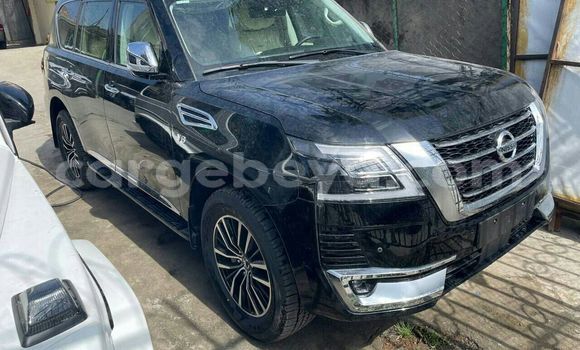 Haaraa Nissan AD Black Makiinaa iti Addis–Ababa keessatti Ethiopia keessatti Haaraa Nissan AD Black Makiinaa iti Addis–Ababa keessatti Ethiopia keessatti