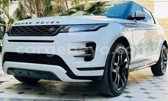 Haaraa Land Rover Range Rover Evoque White Makiinaa iti Addis–Ababa keessatti Ethiopia keessatti Haaraa Land Rover Range Rover Evoque White Makiinaa iti Addis–Ababa keessatti Ethiopia keessatti