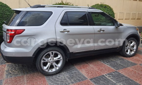 Buy Used Ford Explorer Silver Car in Addis–Ababa in Ethiopia Buy Used Ford Explorer Silver Car in Addis–Ababa in Ethiopia