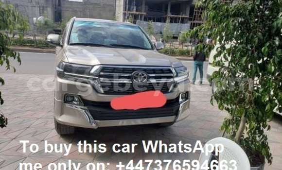 Buy Used Toyota Land Cruiser Prado Beige Car in Addis–Ababa in Ethiopia Buy Used Toyota Land Cruiser Prado Beige Car in Addis–Ababa in Ethiopia