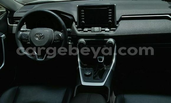 Buy Used Toyota RAV4 White Car in Addis–Ababa in Ethiopia Buy Used Toyota RAV4 White Car in Addis–Ababa in Ethiopia