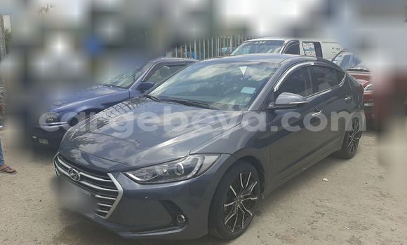 ይግዙ ያገለገለ Hyundai Avante Beige መኪና በ አዲስ አበባ በ ኢትዮጵያ ይግዙ ያገለገለ Hyundai Avante Beige መኪና በ አዲስ አበባ በ ኢትዮጵያ