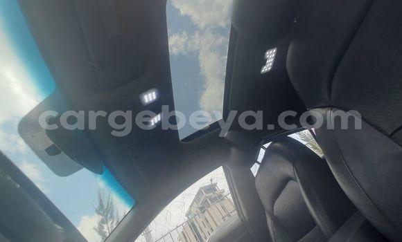 ይግዙ ያገለገለ Hyundai Avante Beige መኪና በ አዲስ አበባ በ ኢትዮጵያ ይግዙ ያገለገለ Hyundai Avante Beige መኪና በ አዲስ አበባ በ ኢትዮጵያ