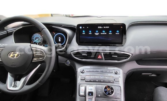 Buy New Hyundai Santa Fe White Car in Addis–Ababa in Ethiopia Buy New Hyundai Santa Fe White Car in Addis–Ababa in Ethiopia