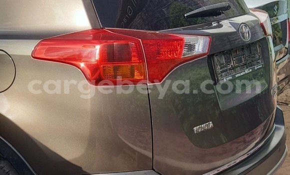 Buy Used Toyota RAV4 Other Car in Addis–Ababa in Ethiopia Buy Used Toyota RAV4 Other Car in Addis–Ababa in Ethiopia