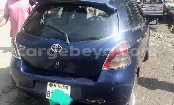 ይግዙ ያገለገለ Toyota Yaris ሰማያዊ መኪና በ አዲስ አበባ በ ኢትዮጵያ ይግዙ ያገለገለ Toyota Yaris ሰማያዊ መኪና በ አዲስ አበባ በ ኢትዮጵያ