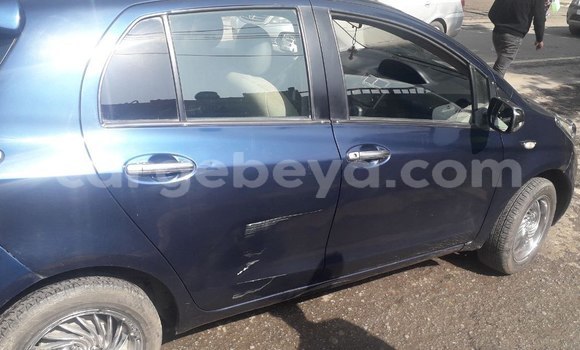 ይግዙ ያገለገለ Toyota Yaris ሰማያዊ መኪና በ አዲስ አበባ በ ኢትዮጵያ ይግዙ ያገለገለ Toyota Yaris ሰማያዊ መኪና በ አዲስ አበባ በ ኢትዮጵያ