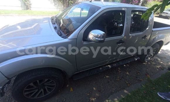 ይግዙ ያገለገለ Nissan Navara ብር መኪና በ አዲስ አበባ በ ኢትዮጵያ ይግዙ ያገለገለ Nissan Navara ብር መኪና በ አዲስ አበባ በ ኢትዮጵያ
