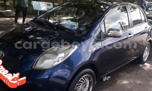 ይግዙ ያገለገለ Toyota Yaris ሰማያዊ መኪና በ አዲስ አበባ በ ኢትዮጵያ ይግዙ ያገለገለ Toyota Yaris ሰማያዊ መኪና በ አዲስ አበባ በ ኢትዮጵያ