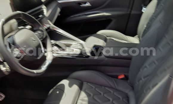 Haaraa Peugeot 508 White Makiinaa iti Addis–Ababa keessatti Ethiopia keessatti Haaraa Peugeot 508 White Makiinaa iti Addis–Ababa keessatti Ethiopia keessatti