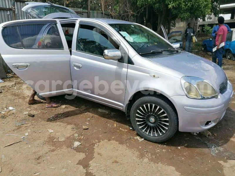 Buy used toyota vitz silver car in addisababa in ethiopia cargebeya