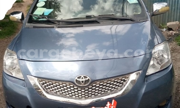 ይግዙ ያገለገለ Toyota Yaris ሰማያዊ መኪና በ አዲስ አበባ በ ኢትዮጵያ ይግዙ ያገለገለ Toyota Yaris ሰማያዊ መኪና በ አዲስ አበባ በ ኢትዮጵያ