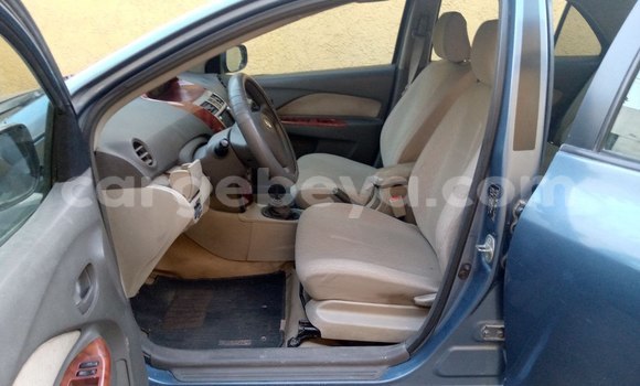 ይግዙ ያገለገለ Toyota Yaris ሰማያዊ መኪና በ አዲስ አበባ በ ኢትዮጵያ ይግዙ ያገለገለ Toyota Yaris ሰማያዊ መኪና በ አዲስ አበባ በ ኢትዮጵያ