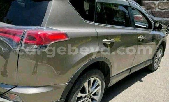 Buy Used Toyota RAV4 Other Car in Addis–Ababa in Ethiopia Buy Used Toyota RAV4 Other Car in Addis–Ababa in Ethiopia