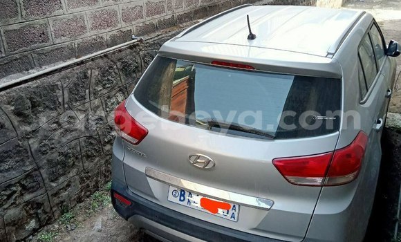 Acheter Occasion Voiture Hyundai Creta Gris à Addis Ababa, Ethiopie Acheter Occasion Voiture Hyundai Creta Gris à Addis Ababa, Ethiopie