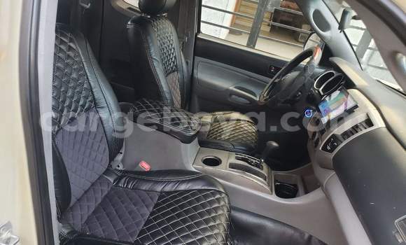 ይግዙ አዲስ Toyota Tacoma ሌላ መኪና በ አዲስ አበባ በ ኢትዮጵያ ይግዙ አዲስ Toyota Tacoma ሌላ መኪና በ አዲስ አበባ በ ኢትዮጵያ