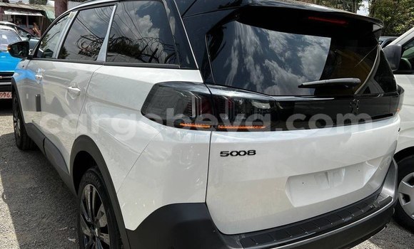 Buy New Peugeot 5008 White Car in Addis–Ababa in Ethiopia Buy New Peugeot 5008 White Car in Addis–Ababa in Ethiopia