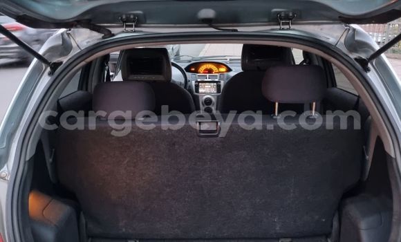 ይግዙ ያገለገለ Toyota Yaris Beige መኪና በ አዲስ አበባ በ ኢትዮጵያ ይግዙ ያገለገለ Toyota Yaris Beige መኪና በ አዲስ አበባ በ ኢትዮጵያ