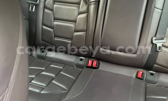 Oofamaa Nissan Qashqai Brown Makiinaa iti Addis–Ababa keessatti Ethiopia keessatti Oofamaa Nissan Qashqai Brown Makiinaa iti Addis–Ababa keessatti Ethiopia keessatti
