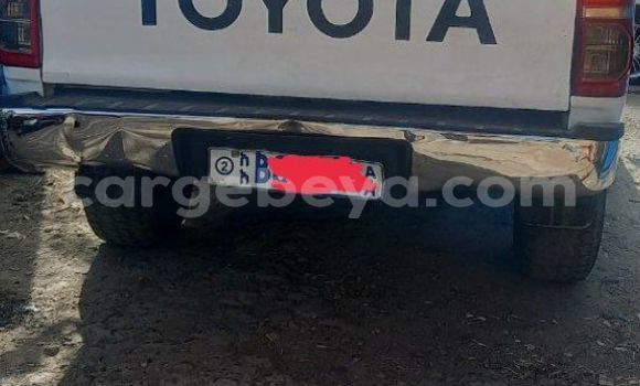 ይግዙ ያገለገለ Toyota Hilux ነጭ መኪና በ አዲስ አበባ በ ኢትዮጵያ ይግዙ ያገለገለ Toyota Hilux ነጭ መኪና በ አዲስ አበባ በ ኢትዮጵያ