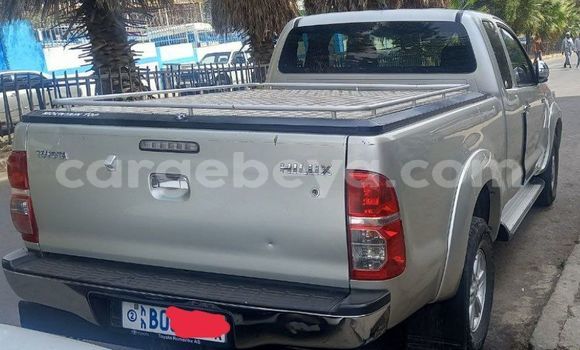 Buy Used Toyota Hilux Silver Car in Addis–Ababa in Ethiopia Buy Used Toyota Hilux Silver Car in Addis–Ababa in Ethiopia