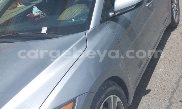 ይግዙ ያገለገለ Hyundai Elantra ሌላ መኪና በ አዲስ አበባ በ ኢትዮጵያ ይግዙ ያገለገለ Hyundai Elantra ሌላ መኪና በ አዲስ አበባ በ ኢትዮጵያ