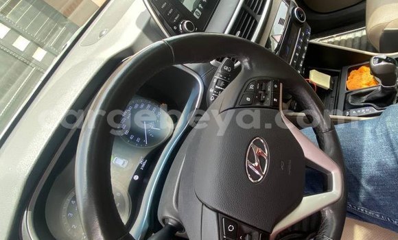 ይግዙ ያገለገለ Hyundai Tucson ሌላ መኪና በ አዲስ አበባ በ ኢትዮጵያ ይግዙ ያገለገለ Hyundai Tucson ሌላ መኪና በ አዲስ አበባ በ ኢትዮጵያ