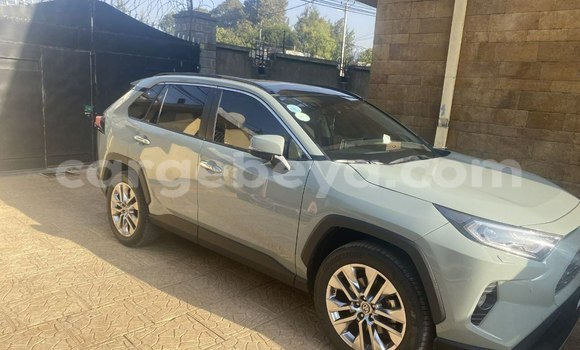 Buy Used Toyota RAV4 Green Car in Addis–Ababa in Ethiopia Buy Used Toyota RAV4 Green Car in Addis–Ababa in Ethiopia