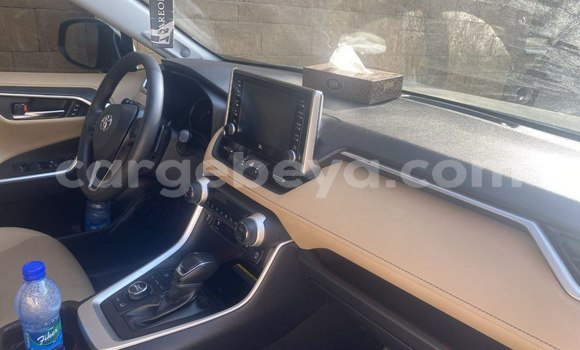 Buy Used Toyota RAV4 Green Car in Addis–Ababa in Ethiopia Buy Used Toyota RAV4 Green Car in Addis–Ababa in Ethiopia