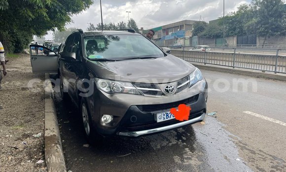 ይግዙ ያገለገለ Toyota RAV4 ሌላ መኪና በ አዲስ አበባ በ ኢትዮጵያ ይግዙ ያገለገለ Toyota RAV4 ሌላ መኪና በ አዲስ አበባ በ ኢትዮጵያ