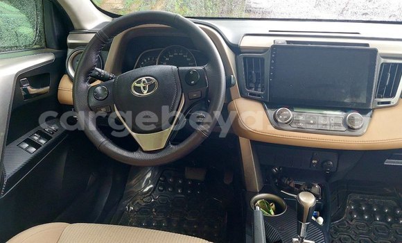 ይግዙ ያገለገለ Toyota RAV4 ሌላ መኪና በ አዲስ አበባ በ ኢትዮጵያ ይግዙ ያገለገለ Toyota RAV4 ሌላ መኪና በ አዲስ አበባ በ ኢትዮጵያ