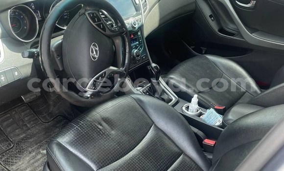 ይግዙ ያገለገለ Hyundai Avante Beige መኪና በ አዲስ አበባ በ ኢትዮጵያ ይግዙ ያገለገለ Hyundai Avante Beige መኪና በ አዲስ አበባ በ ኢትዮጵያ