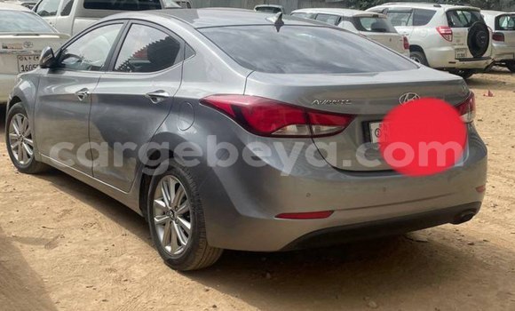 ይግዙ ያገለገለ Hyundai Avante Beige መኪና በ አዲስ አበባ በ ኢትዮጵያ ይግዙ ያገለገለ Hyundai Avante Beige መኪና በ አዲስ አበባ በ ኢትዮጵያ