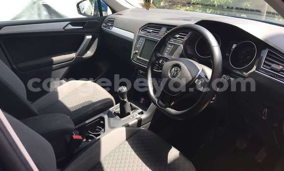 Buy Used Volkswagen Touareg Blue Car in Jigjiga in Jigjiga Buy Used Volkswagen Touareg Blue Car in Jigjiga in Jigjiga