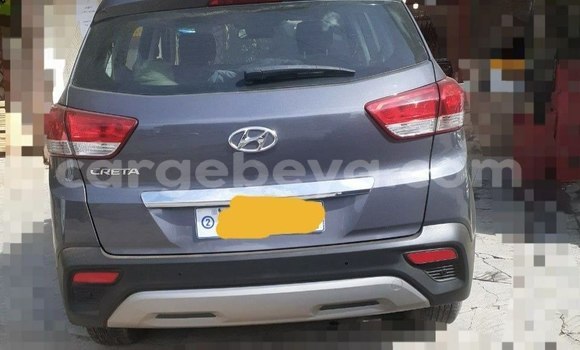 Oofamaa Hyundai Creta Other Makiinaa iti Addis–Ababa keessatti Ethiopia keessatti Oofamaa Hyundai Creta Other Makiinaa iti Addis–Ababa keessatti Ethiopia keessatti