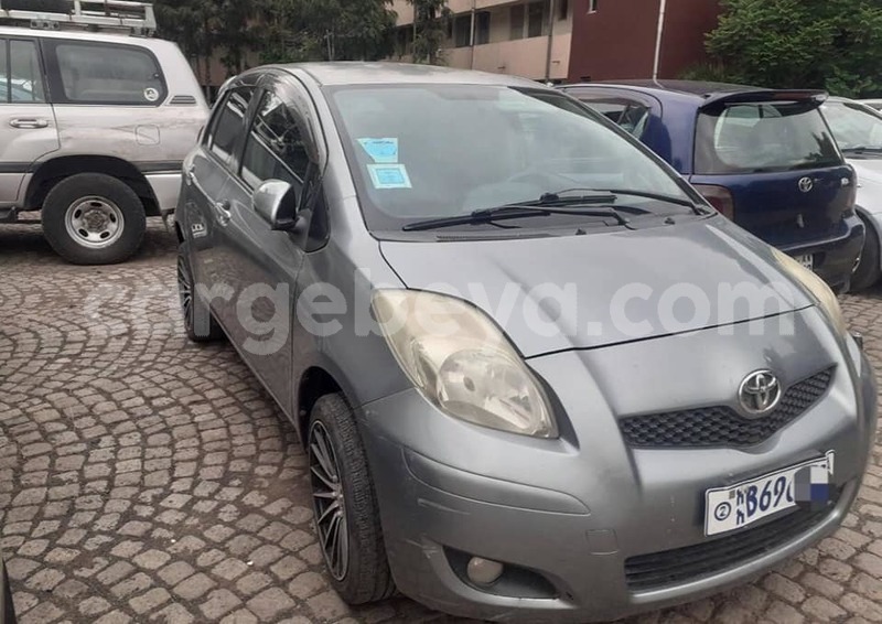 Big with watermark toyota yaris ethiopia addis ababa 9558