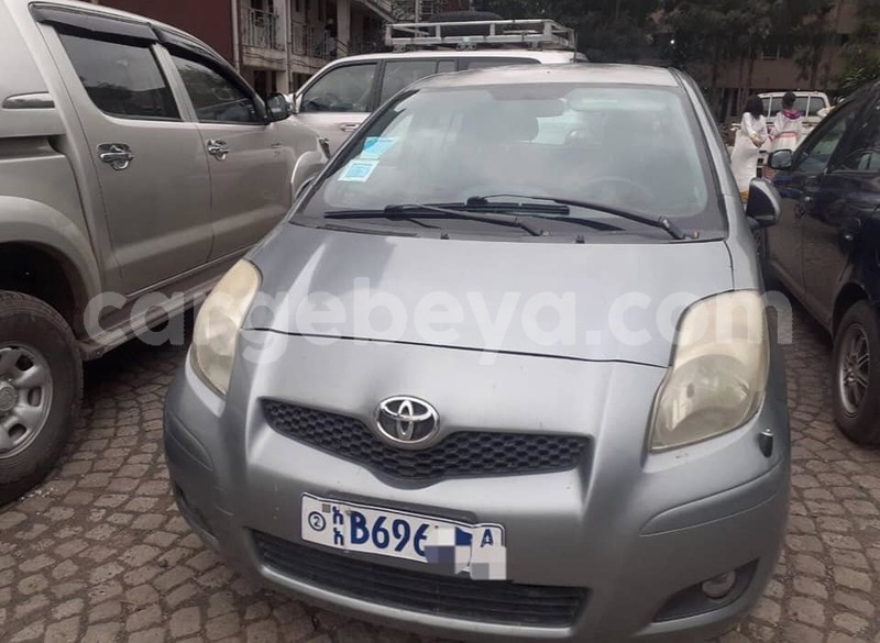 Big with watermark toyota yaris ethiopia addis ababa 9558