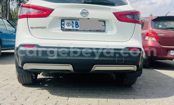 Buy Used Nissan Qashqai White Car in Addis–Ababa in Ethiopia Buy Used Nissan Qashqai White Car in Addis–Ababa in Ethiopia
