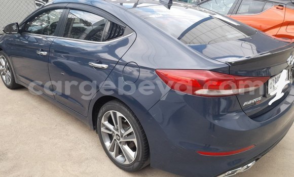 Oofamaa Hyundai Avante Other Makiinaa iti Addis–Ababa keessatti Ethiopia keessatti Oofamaa Hyundai Avante Other Makiinaa iti Addis–Ababa keessatti Ethiopia keessatti