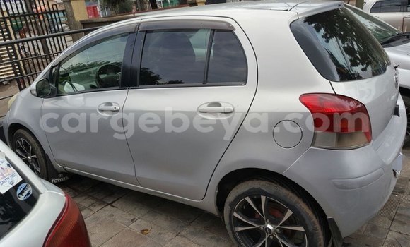 ይግዙ ያገለገለ Toyota Yaris ብር መኪና በ አዲስ አበባ በ ኢትዮጵያ ይግዙ ያገለገለ Toyota Yaris ብር መኪና በ አዲስ አበባ በ ኢትዮጵያ