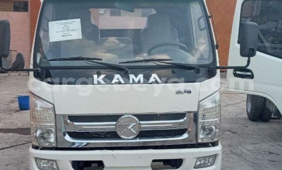 Buy New Komatsu D31S White Truck in Addis–Ababa in Ethiopia