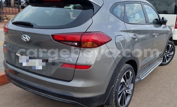 Buy Used Hyundai Tucson Other Car in Addis–Ababa in Ethiopia Buy Used Hyundai Tucson Other Car in Addis–Ababa in Ethiopia