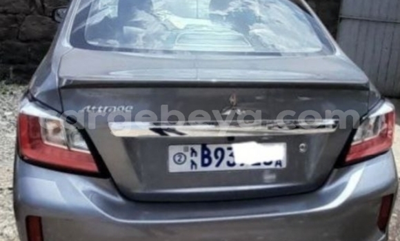 ይግዙ ያገለገለ Mitsubishi Attrage ሌላ መኪና በ አዲስ አበባ በ ኢትዮጵያ ይግዙ ያገለገለ Mitsubishi Attrage ሌላ መኪና በ አዲስ አበባ በ ኢትዮጵያ
