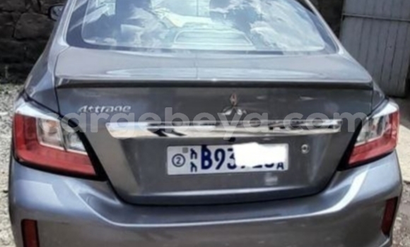 ይግዙ ያገለገለ Mitsubishi Attrage ሌላ መኪና በ አዲስ አበባ በ ኢትዮጵያ ይግዙ ያገለገለ Mitsubishi Attrage ሌላ መኪና በ አዲስ አበባ በ ኢትዮጵያ
