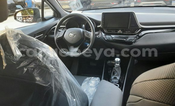 Haaraa Toyota C-HR Other Makiinaa iti Addis–Ababa keessatti Ethiopia keessatti Haaraa Toyota C-HR Other Makiinaa iti Addis–Ababa keessatti Ethiopia keessatti