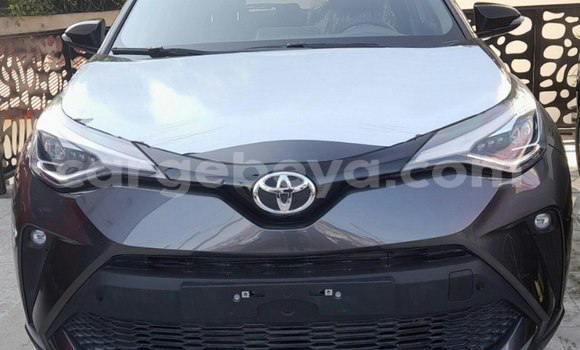 Haaraa Toyota C-HR Other Makiinaa iti Addis–Ababa keessatti Ethiopia keessatti Haaraa Toyota C-HR Other Makiinaa iti Addis–Ababa keessatti Ethiopia keessatti