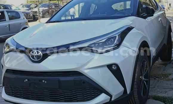 Buy New Toyota C-HR White Car in Addis–Ababa in Ethiopia Buy New Toyota C-HR White Car in Addis–Ababa in Ethiopia