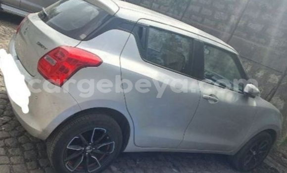 ይግዙ ያገለገለ Suzuki Swift ሌላ መኪና በ አዲስ አበባ በ ኢትዮጵያ ይግዙ ያገለገለ Suzuki Swift ሌላ መኪና በ አዲስ አበባ በ ኢትዮጵያ