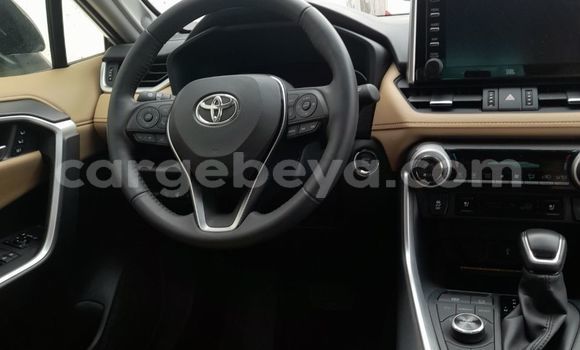 Buy Used Toyota RAV4 White Car in Addis–Ababa in Ethiopia Buy Used Toyota RAV4 White Car in Addis–Ababa in Ethiopia