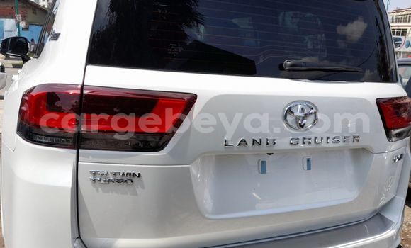 Buy New Toyota Land Cruiser Black Car in Addis–Ababa in Ethiopia Buy New Toyota Land Cruiser Black Car in Addis–Ababa in Ethiopia